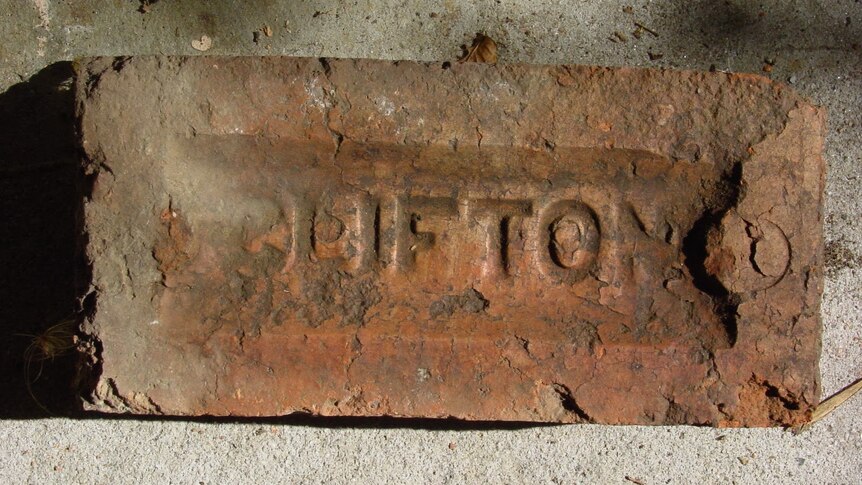 Clifton brick