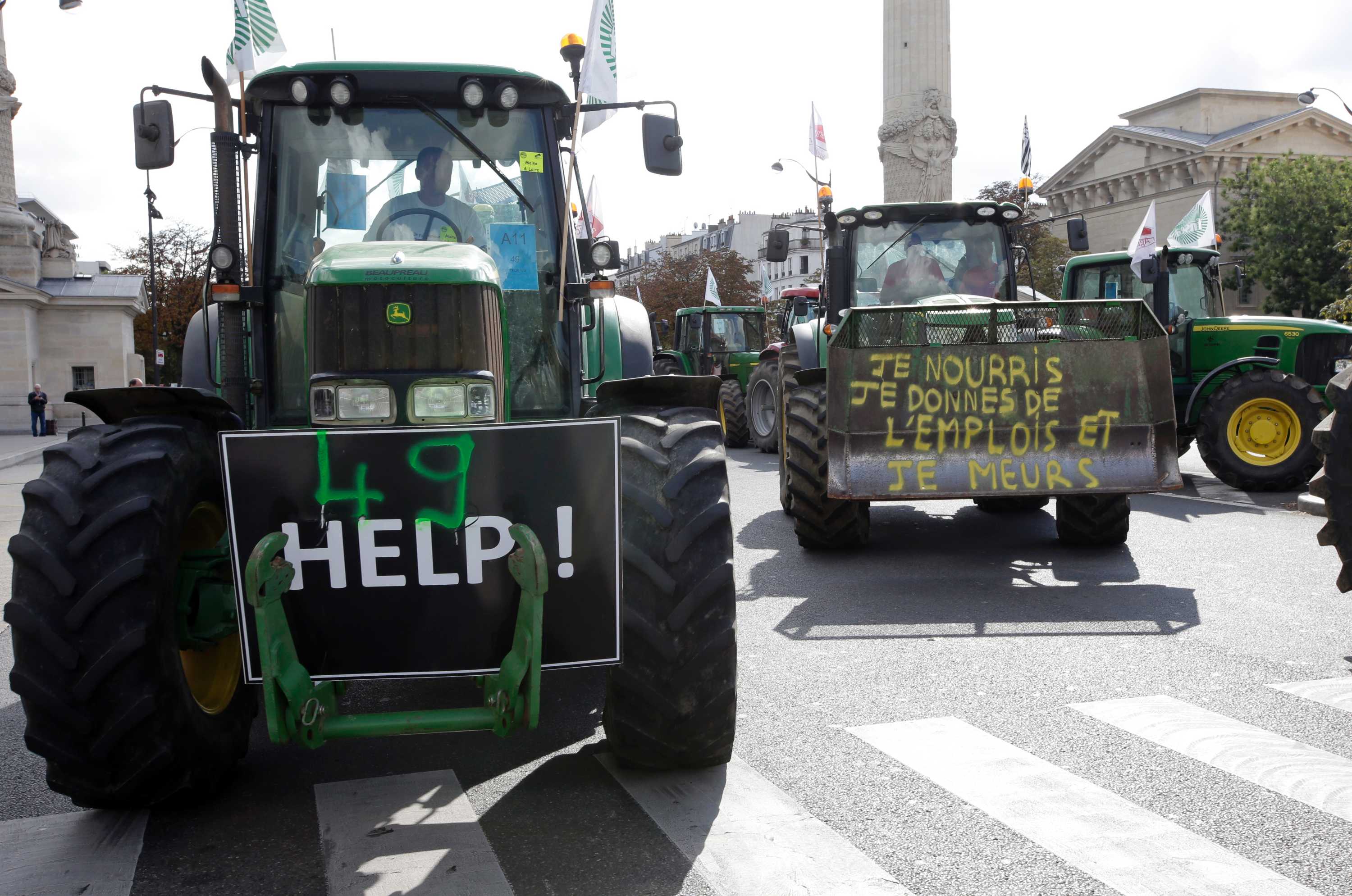 Protesting Farmers In More Than 1,000 Tractors Flood Paris Streets ...