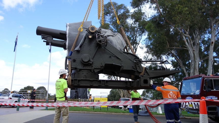 A British 9.2 inch howitzer being unloaded by crane in preparation for the war memorial's open day.