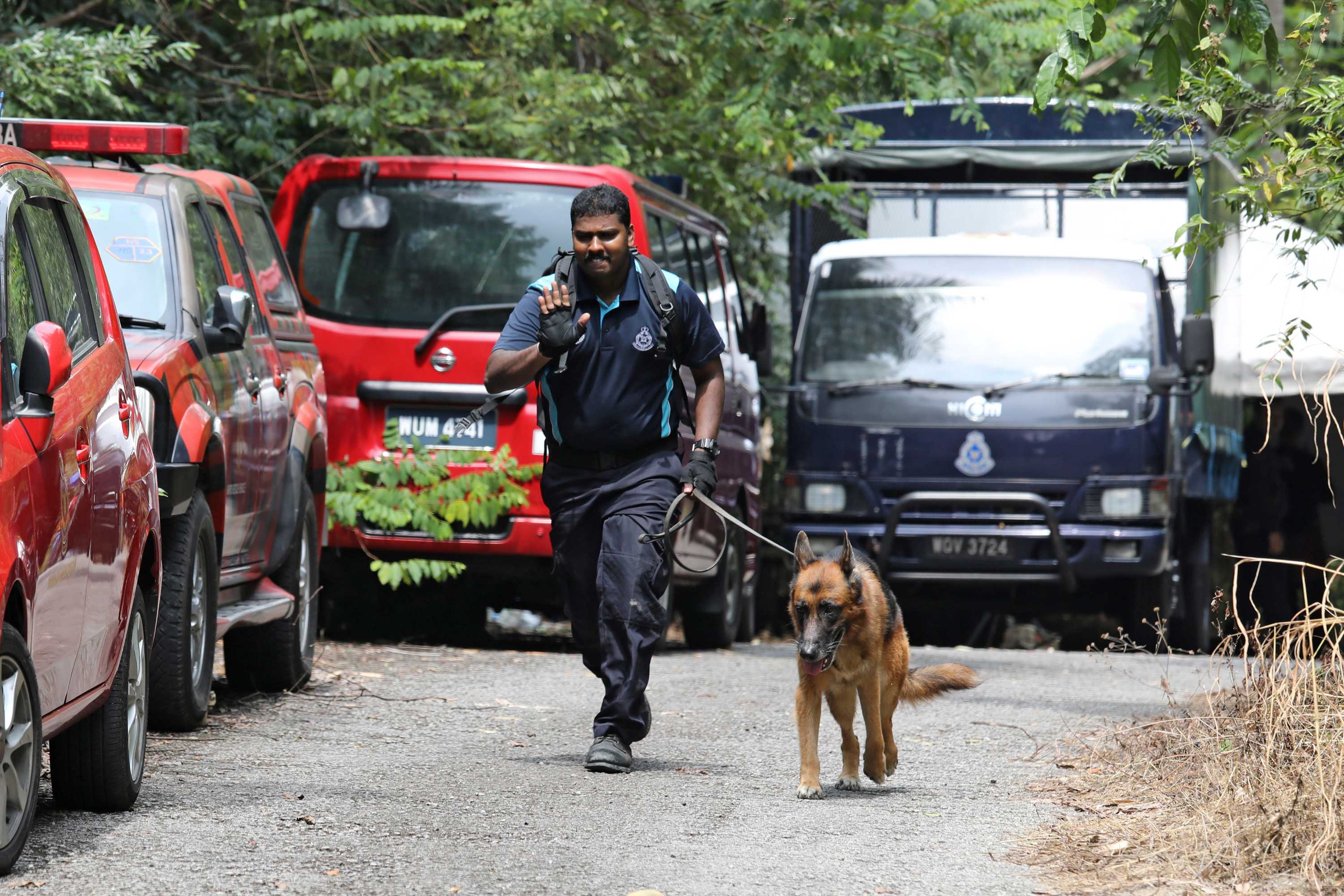 Malaysian police join the hunt for London teenager Nora Quoirin, missing  from jungle resort - ABC News