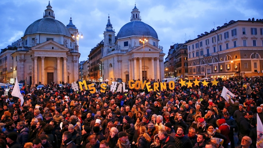 5-Star party supporters rally in Rome ahead of March 4 elections