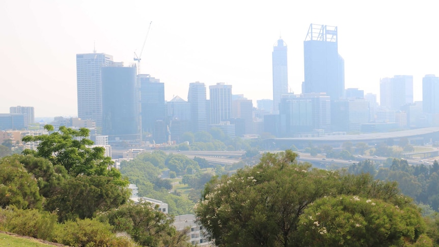 Perth shrouded in smog