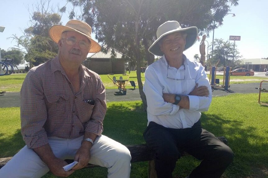 Coorong Mayor Neville Jaensch with Ecologist David Paton