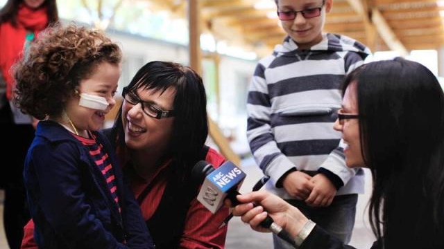 Seven-year-old Ivy Tregenza speaking to the ABC's Nancy Notzon.