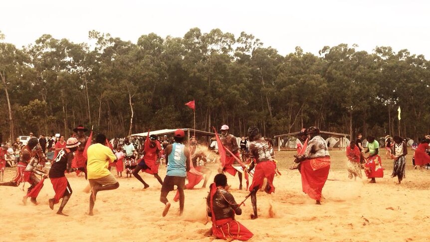 Traditional dance performance at Garma 2014