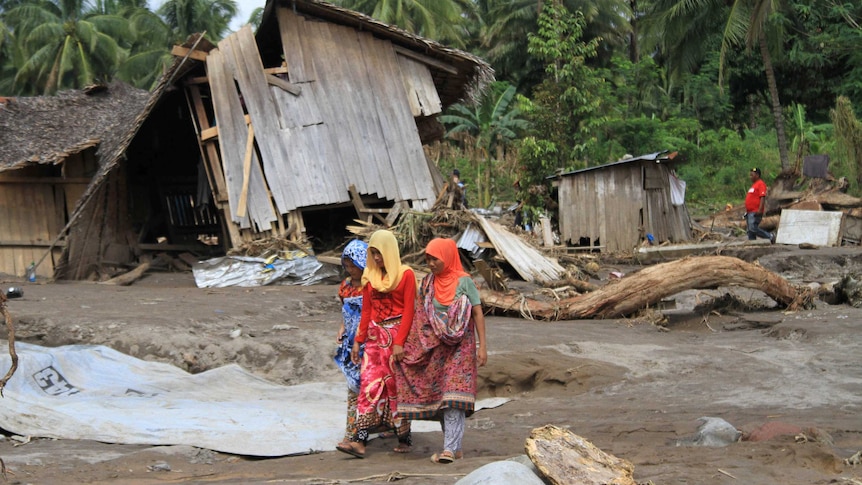 Deadly floods and landslides in Philippines (Photo: Reuters/Richel V Umel)