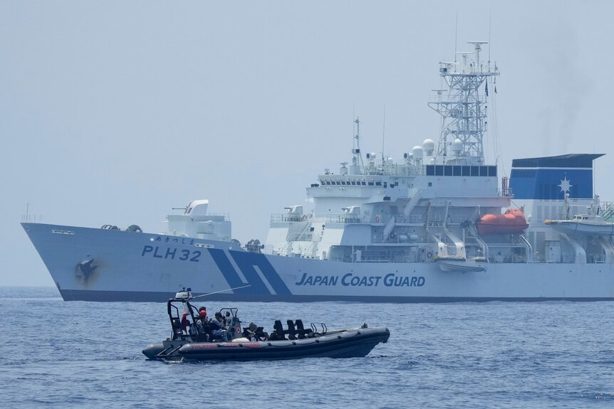 美国、日本和澳大利亚计划本周在菲律宾西部附近的南中国海举行联合海军演习。