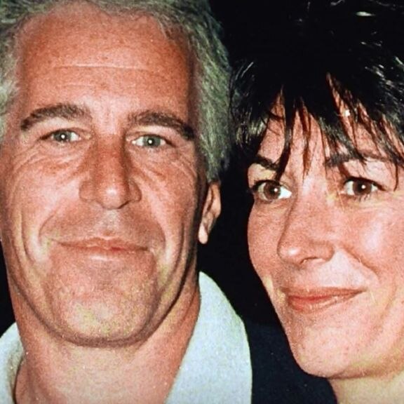 Ghislaine Maxwell faces second week in court
