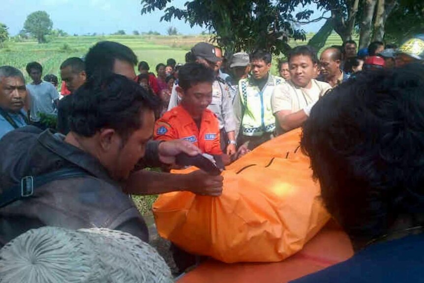 Man found dead in Bali, in body bag surrounded by locals and local authorities
