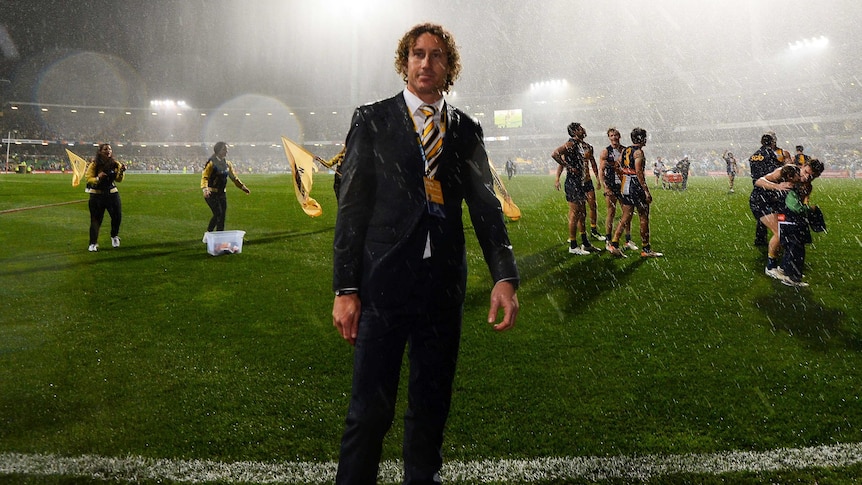 West Coast's Matt Priddis looks to the crowd at Subiaco after the Eagles' win over Hawthorn