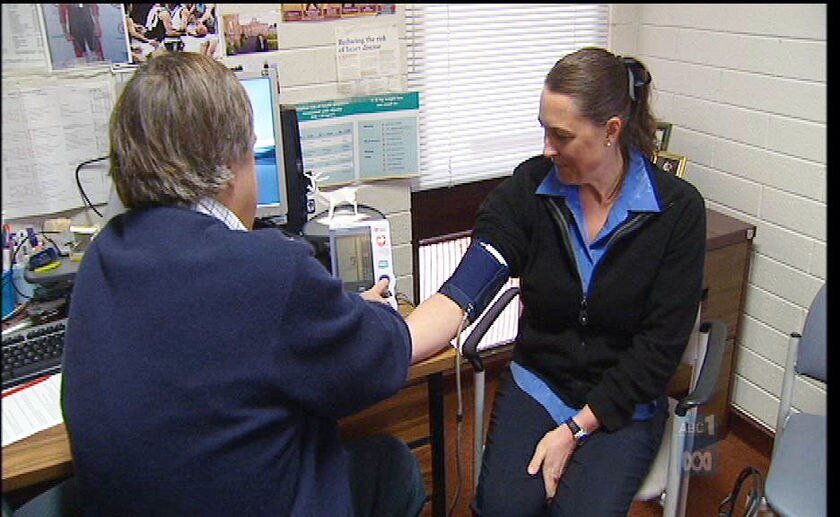 More than 70 rural towns without dedicated GPs - ABC News