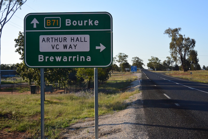 Bourke sign post