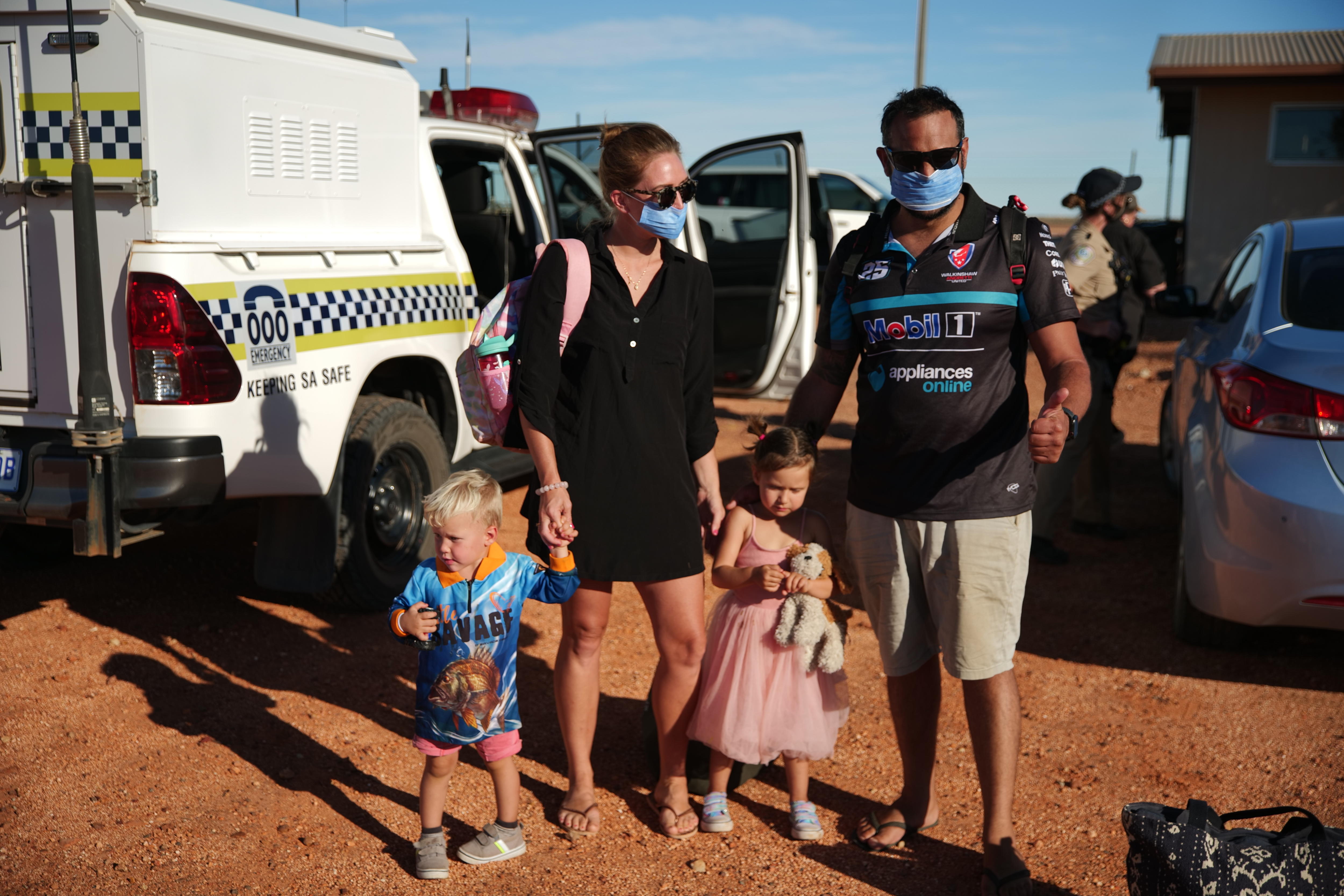 Perth Family Stranded In Simpson Desert After Heavy Rain Rescued By ...