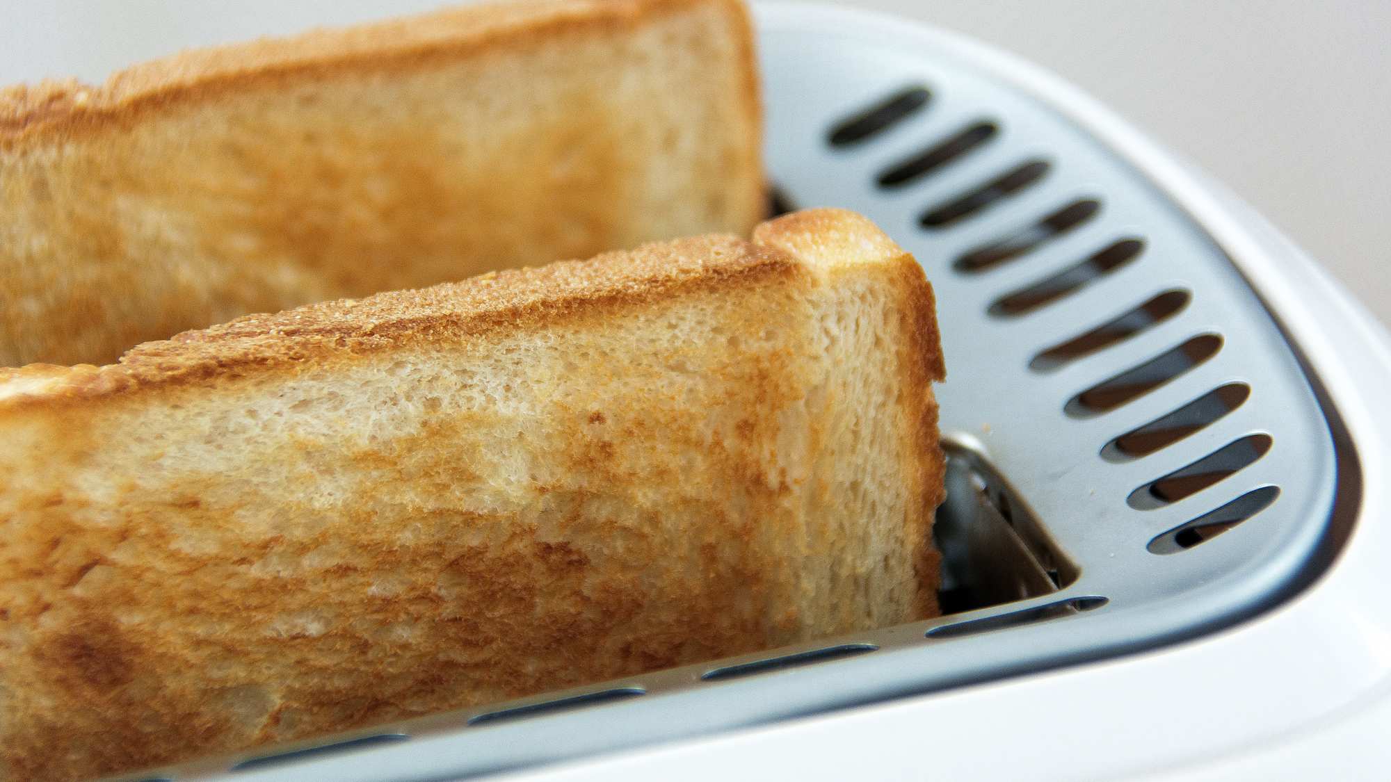 Tassie Toast Sculpting Challenge - ABC listen