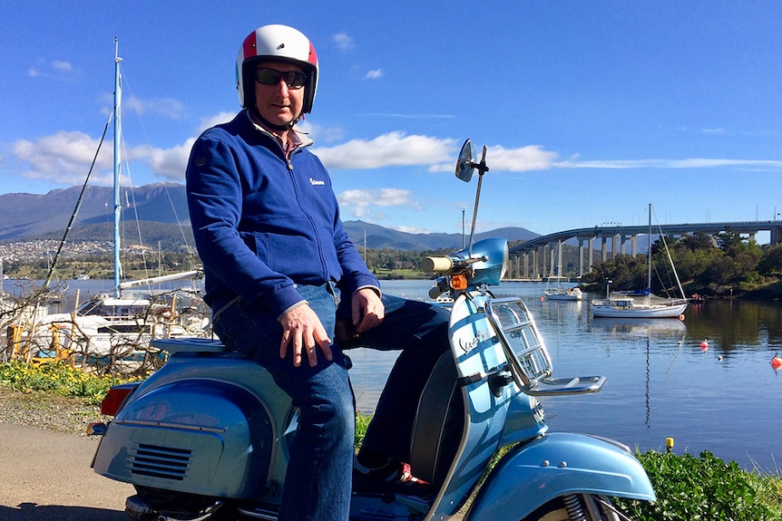 Michael Dalla Fontana on his Vespa