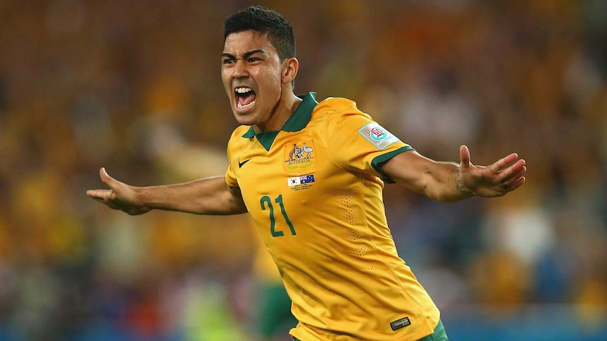 Luongo celebrates goal in Asian Cup final