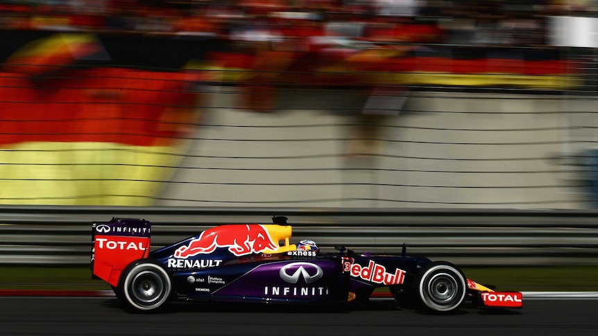 Daniel Ricciardo of Australia and Infiniti Red Bull Racing drives during the Formula One Grand Prix of China