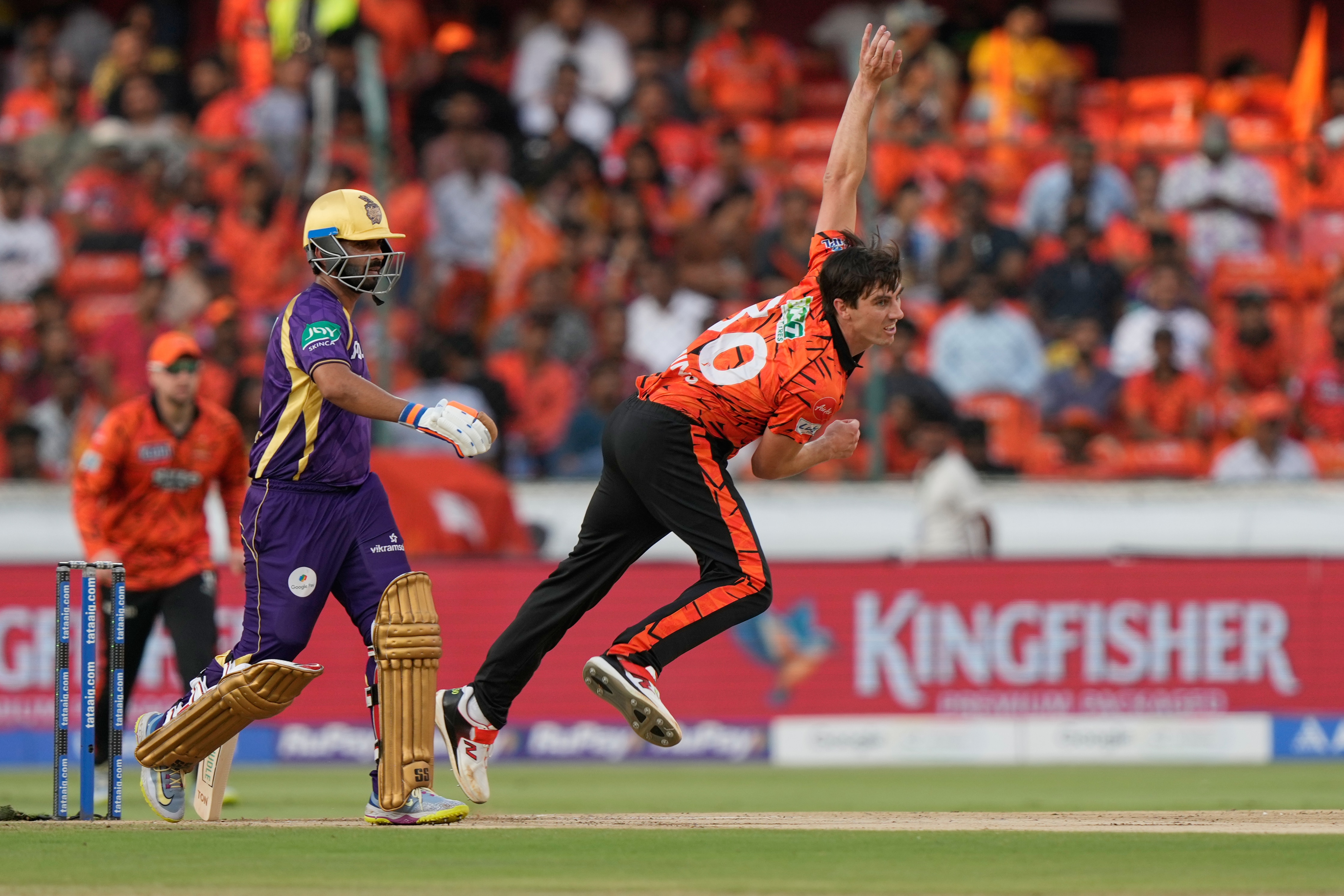 Cummins endures horror IPL over as Sunrisers fall to Knight Riders