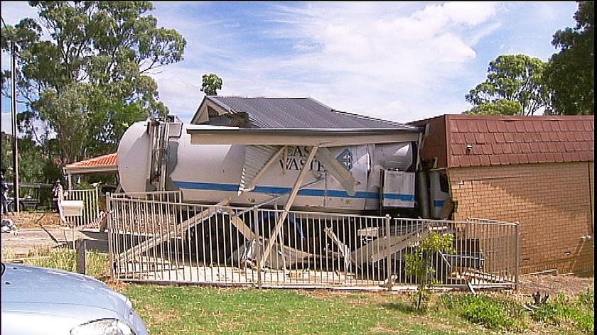 A truck crashed into a house Magill, November 30 2009