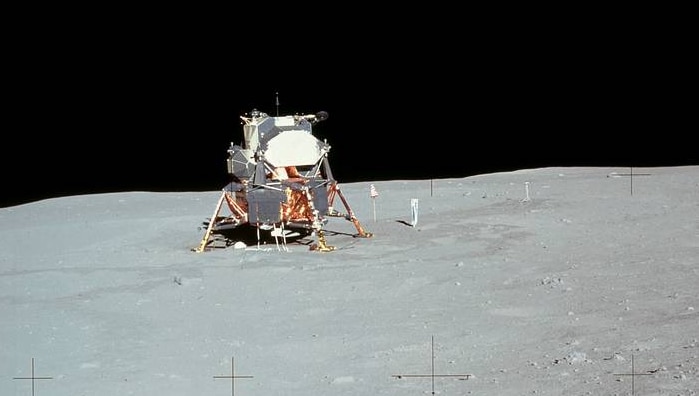 theory apollo 11 lunar landing