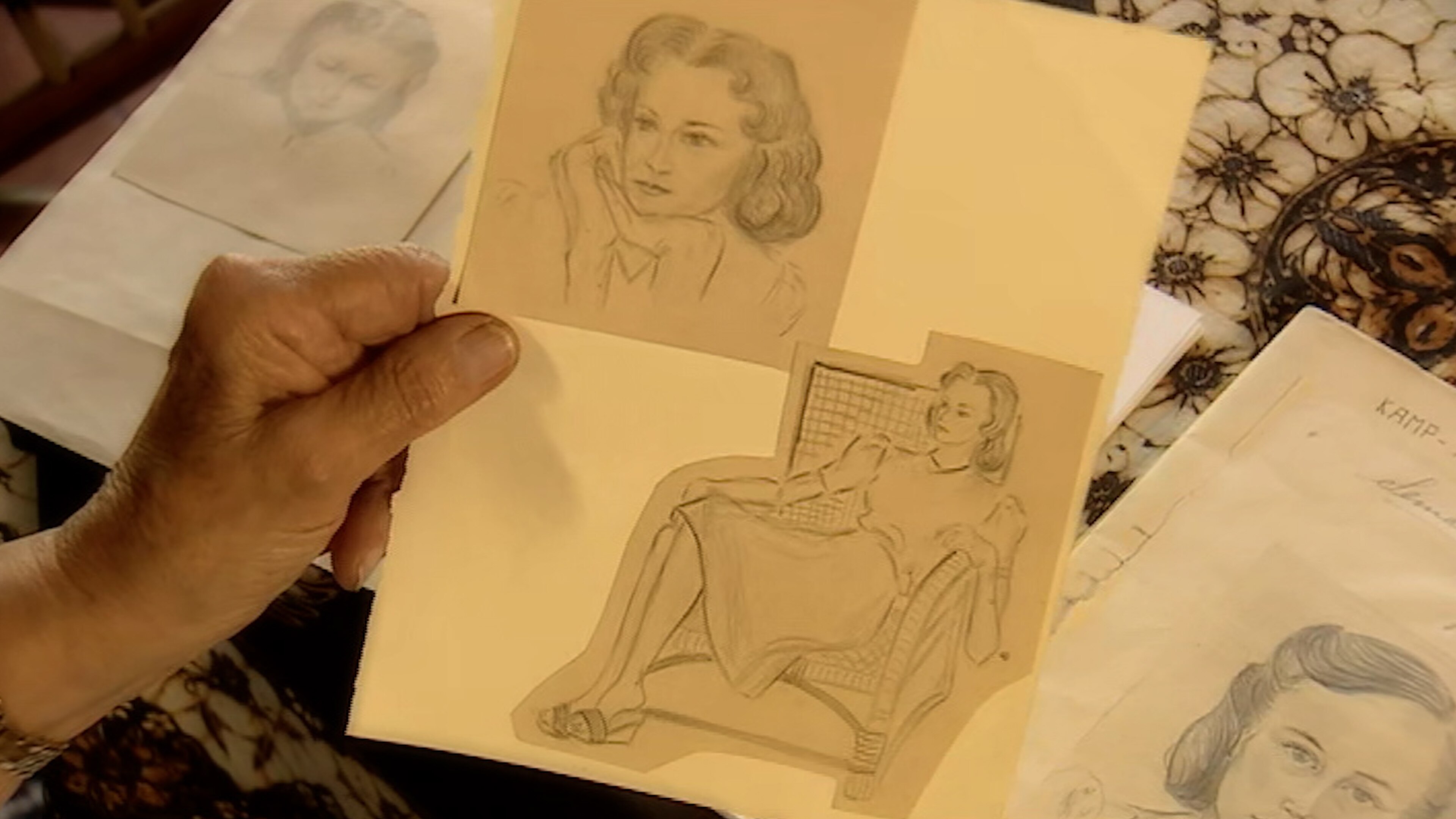 Jan Ruff O'herne draws about other girls forcefully taken away to serve as comfort women for the Japanese officials.