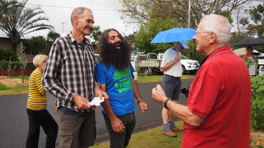 The ABC's Costa Georgiadis meets with locals on the Sunshine Coast