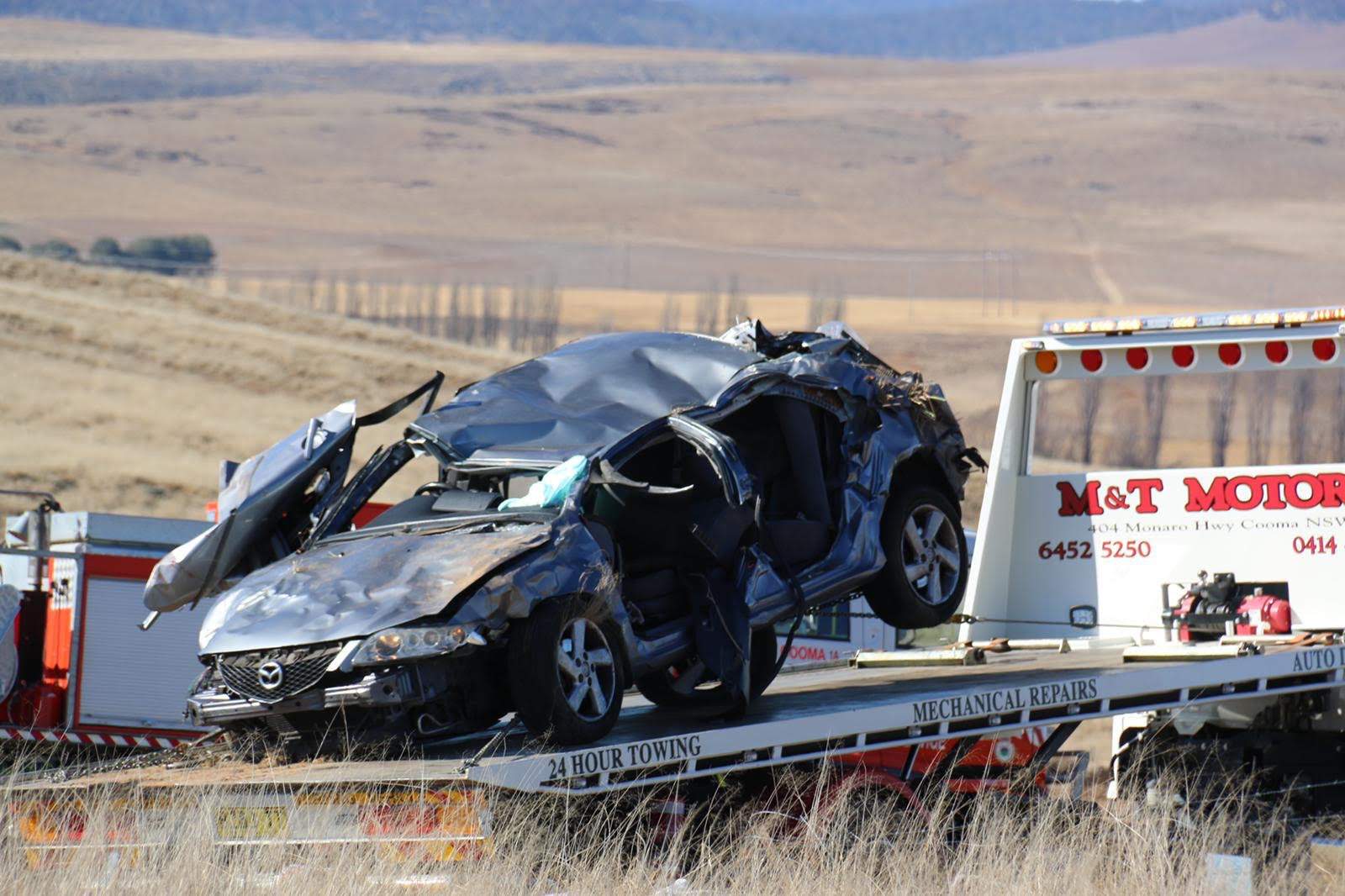 Two dead in 'horrendous' highspeed Monaro Highway car crash near Cooma ABC News