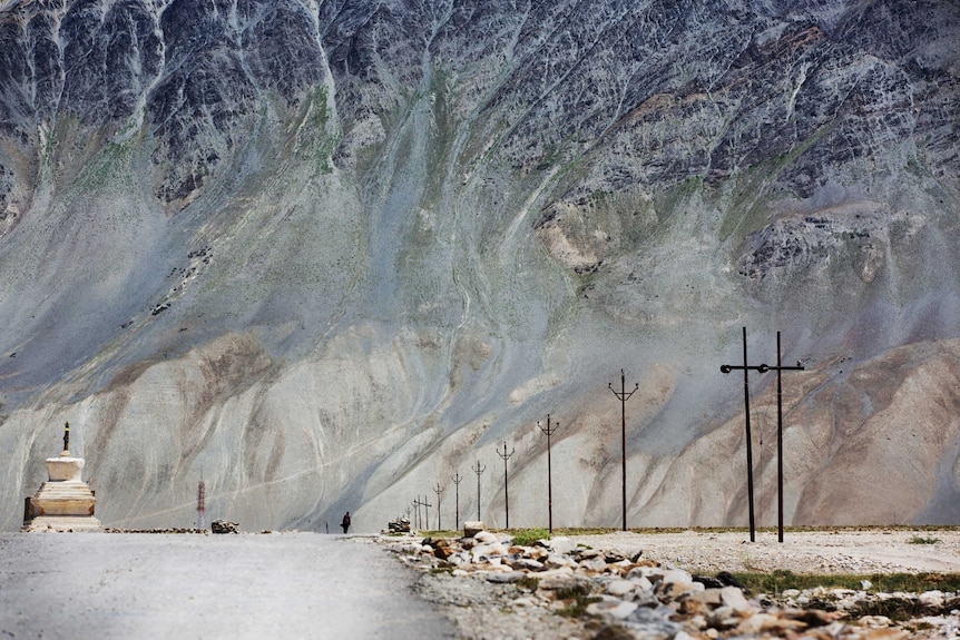 The road along the Chadar trek