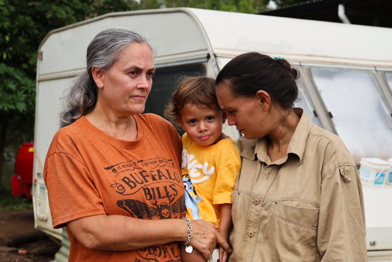'We've lost everything': Sudden flooding at Darwin River shocks residents