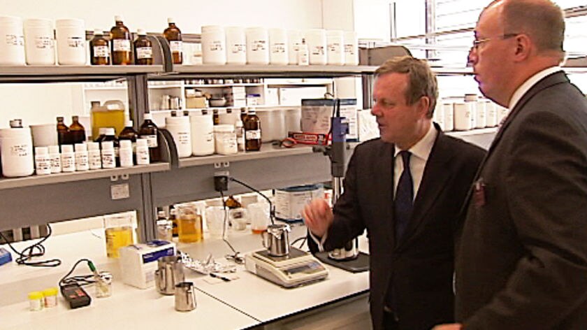Mike Rann tours a new Adelaide bioscience precinct