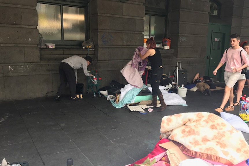 Homeless people move back after clean-up