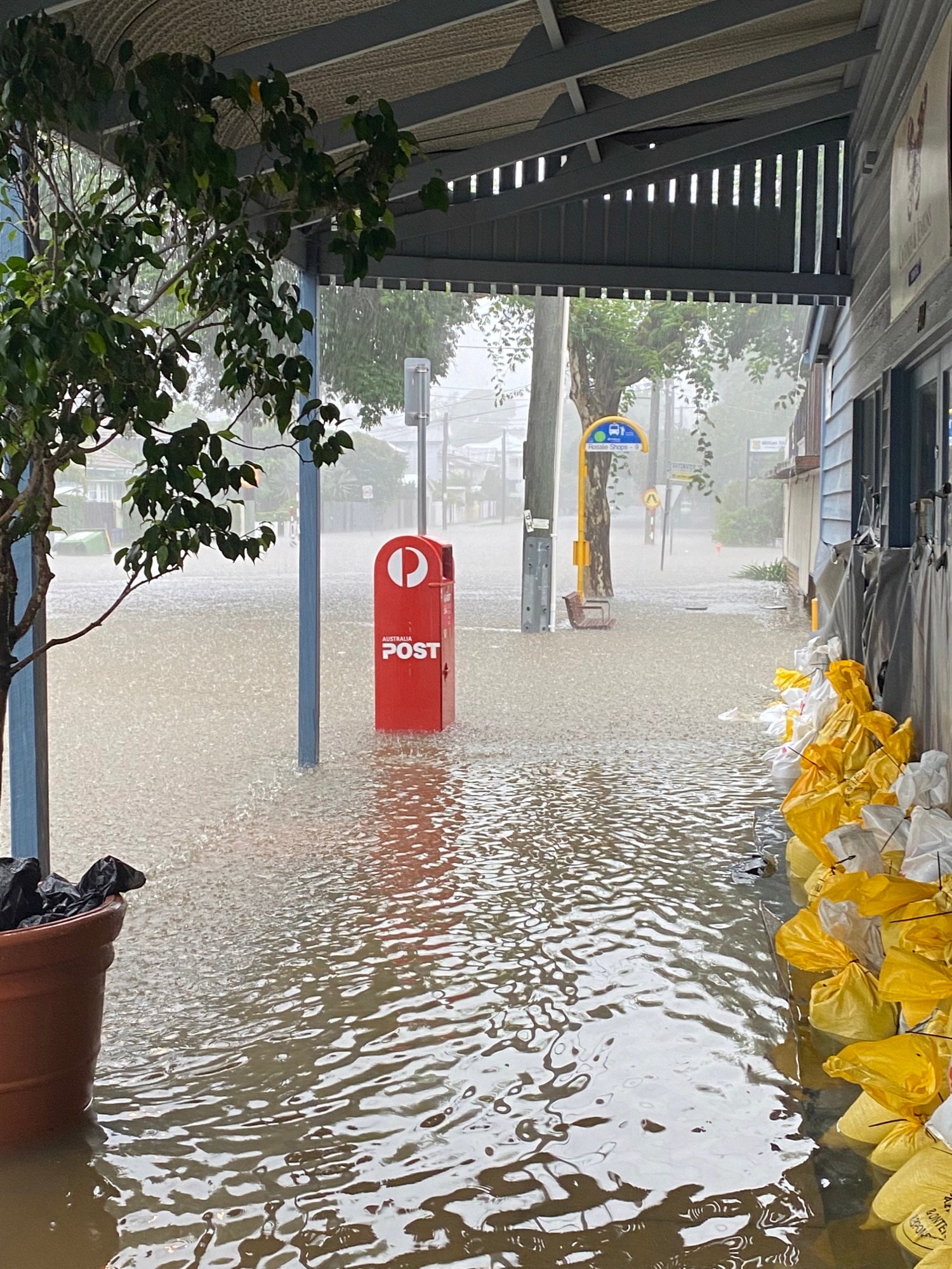 South-east Queensland Battered By Severe Weather, Floods As System ...