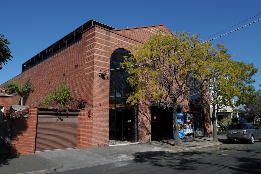 brown brick apartment building