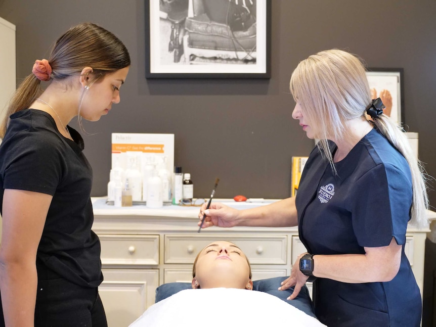 Partnership between Indigenous Girls Academy and local business teaching secondary students beauty therapy