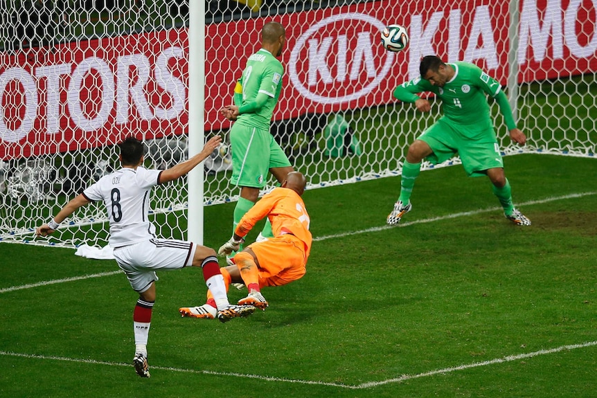 Ozil scores Germany's second against Algeria