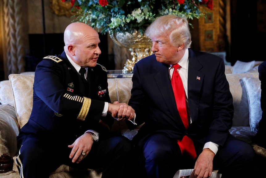 HR McMaster shakes hands with President Trump