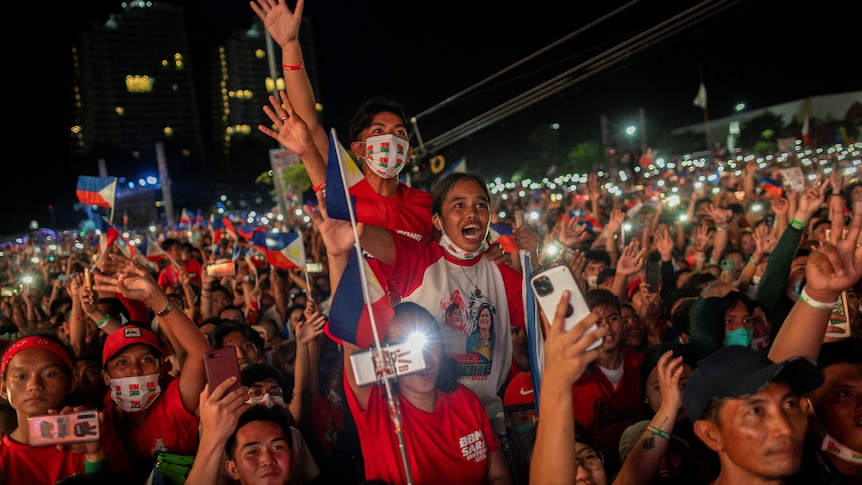 Fans of Ferdinand Bongbong Marcos in the Philippines election