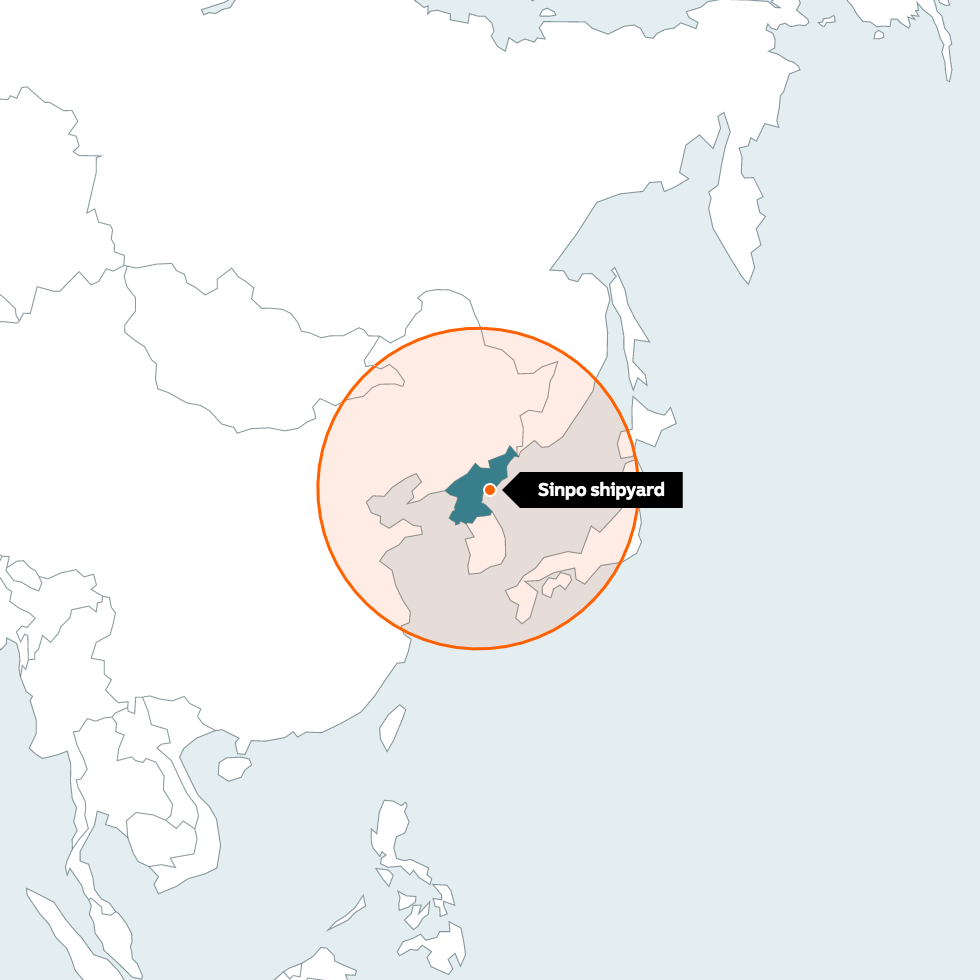 North Korea map, red circle shows range of submarine-launched ballistic missiles. Sinpo shipyard is labelled in North Korea.
