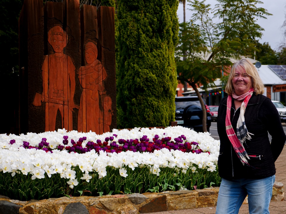 Thousands Of Tulips Help To Keep Nannup Buzzing During Coronavirus Downturn Abc News
