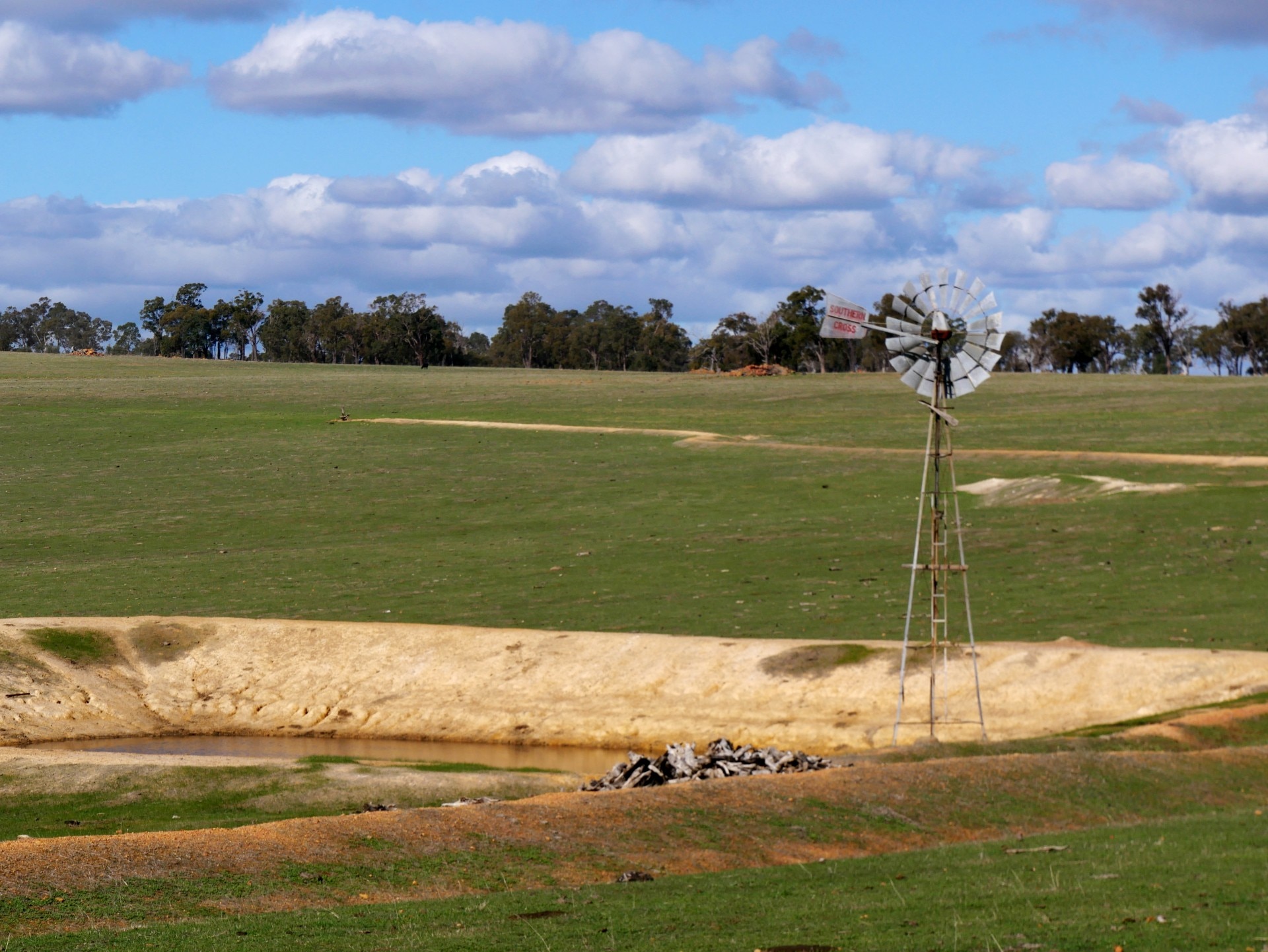 abc.net.au - Jacqueline Lynch - Wind energy developer warns WA project may not be ready by coal deadline