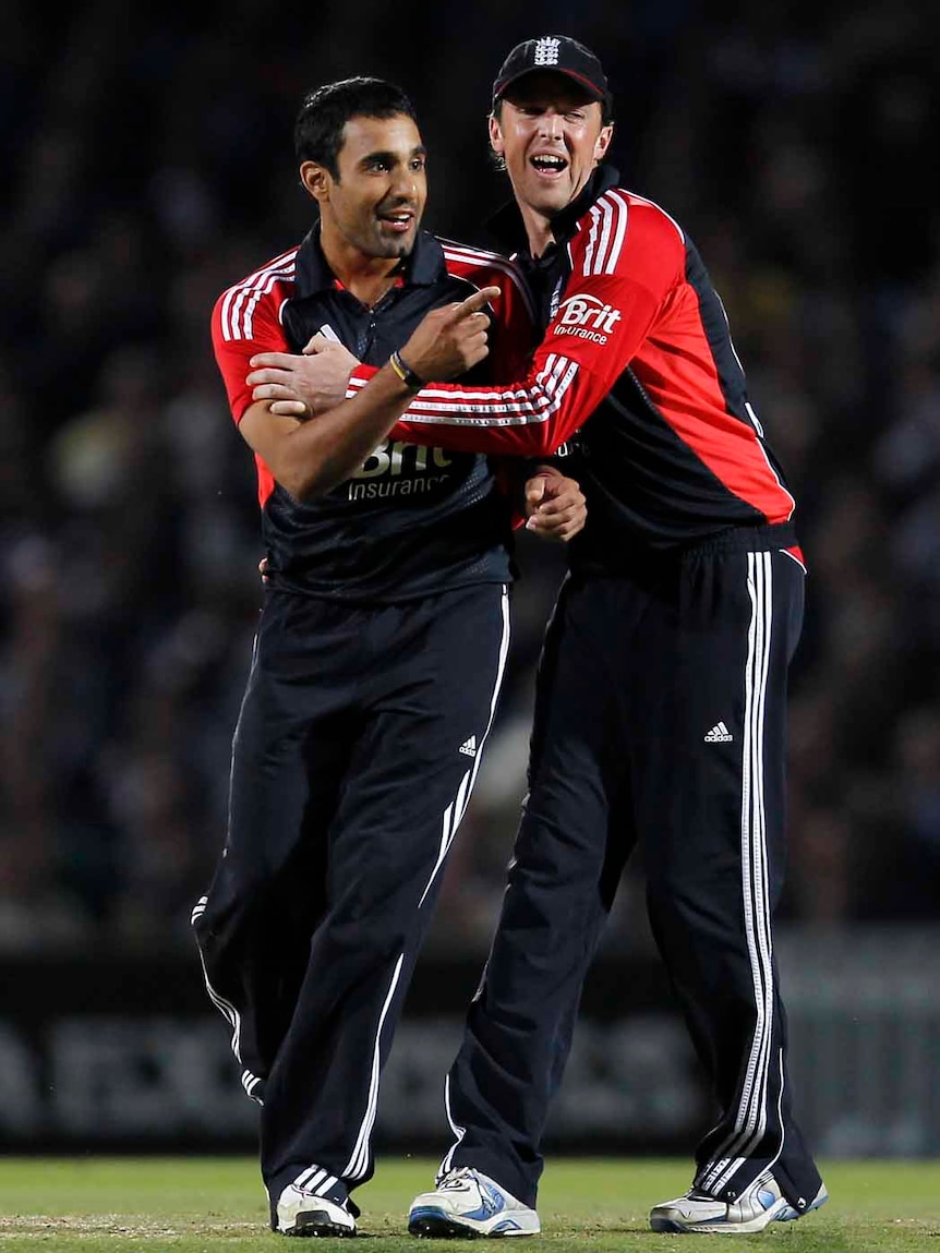 Ravi Bopara (L) returns to the England squad having not played an ODI since September.
