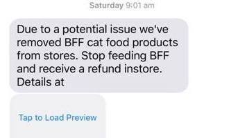 A text from Petbarn to Simone Glossop on Saturday