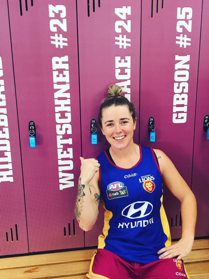 Tasmanian AFLW player Jessica Wuetschner's photo from Twitter.