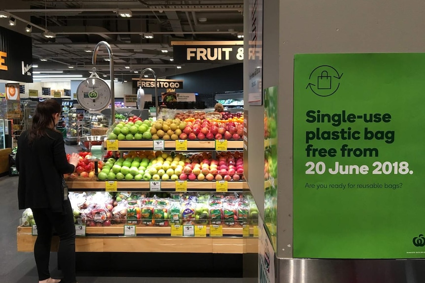 Woolworths plastic bag ban sign