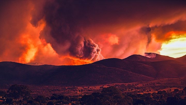 Namadgi bushfire on the horizon