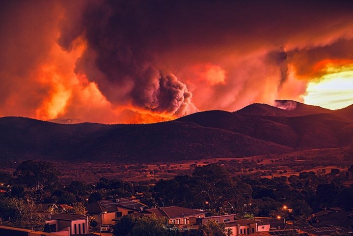 Namadgi bushfire on the horizon