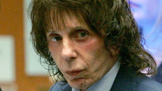Phil Spector looks to the gallery during closing arguments in his murder case retrial