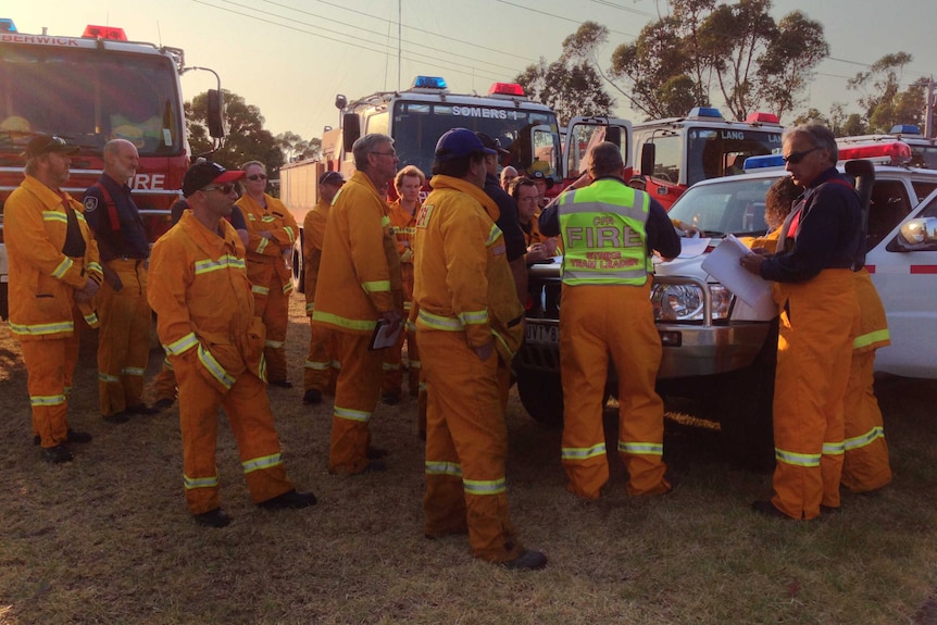 Heyfield crews prepare for a day of firefighting