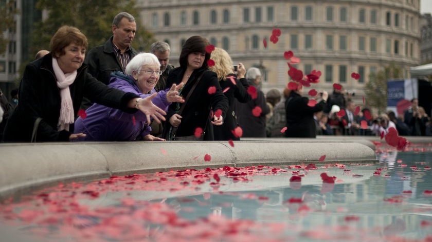 People fell silent for two minutes to remember those who fought and gave their lives in the 1914-1918 conflict.