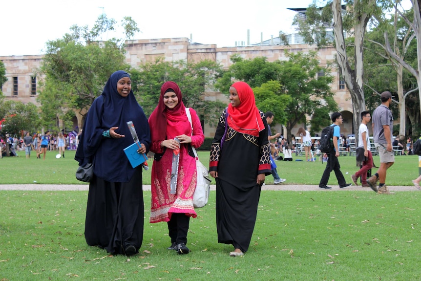 Mariam Negussie, Aroba Fatima and Nasra Nor at University of Queensland
